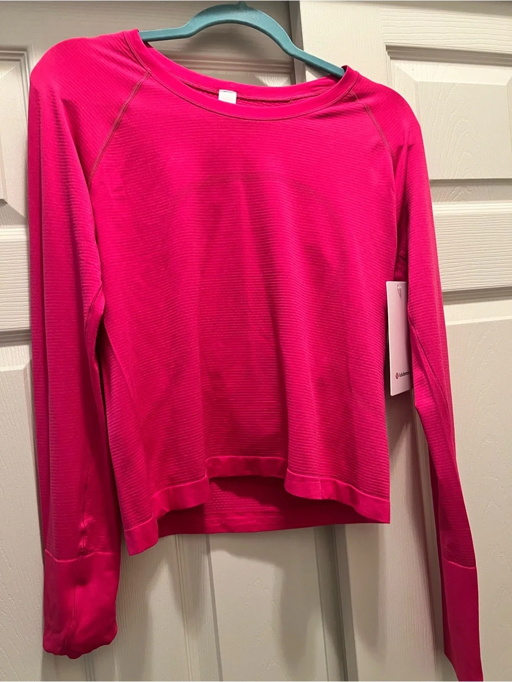 NWT Lululemon women’s swiftly new with tags